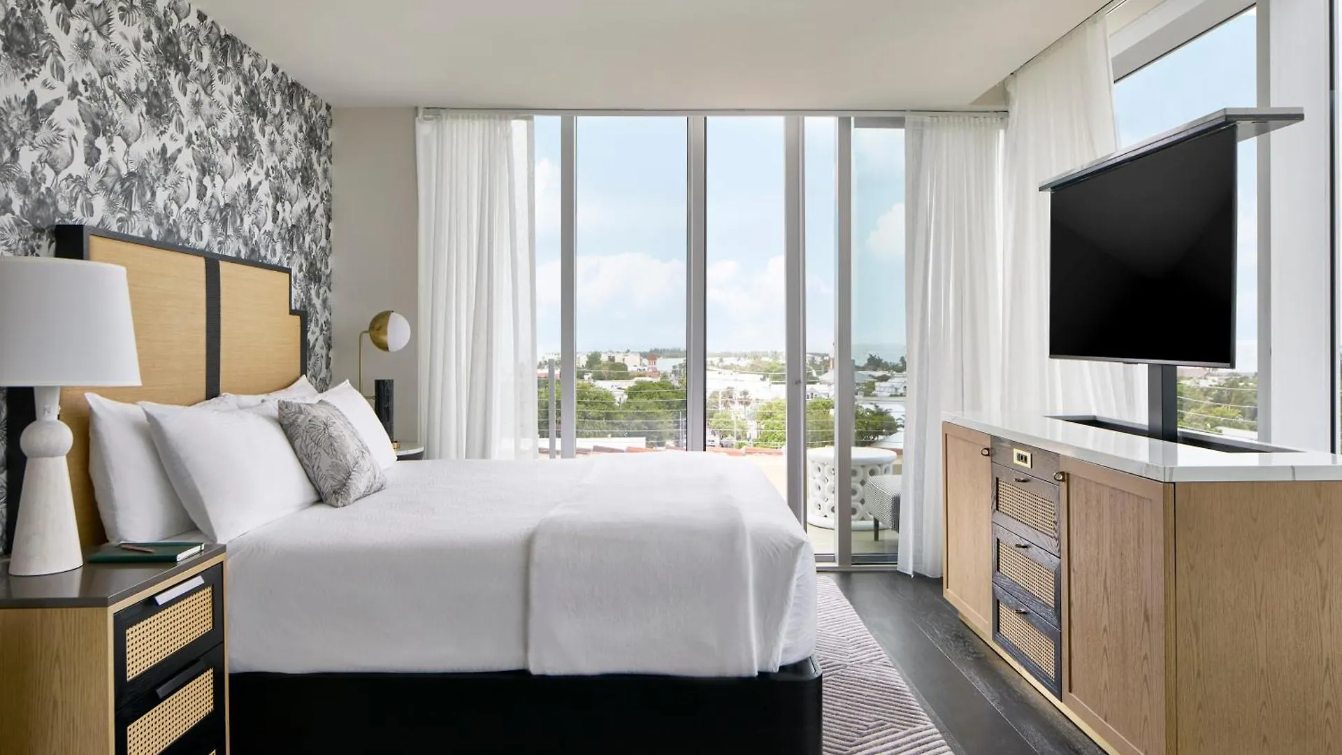 Resort La Concha Key West, Autograph Collection Hotel