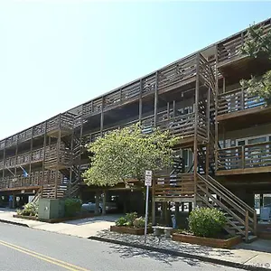 https://old-wharf-8.ocean-city-hotels.net